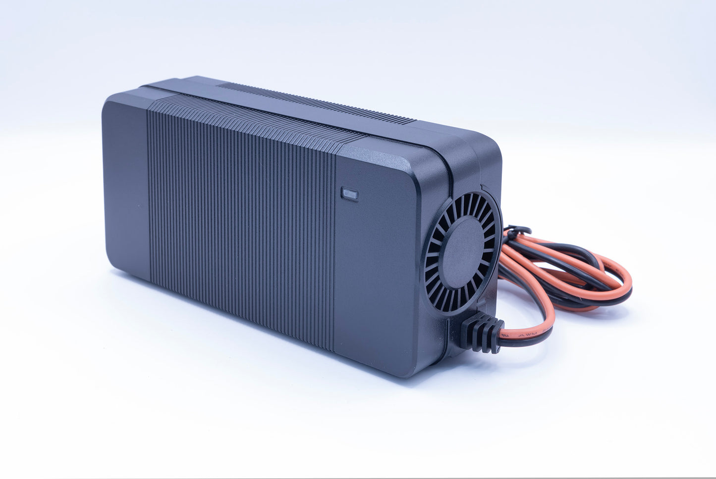 Hybrid Foils boost | 28V Battery Charger